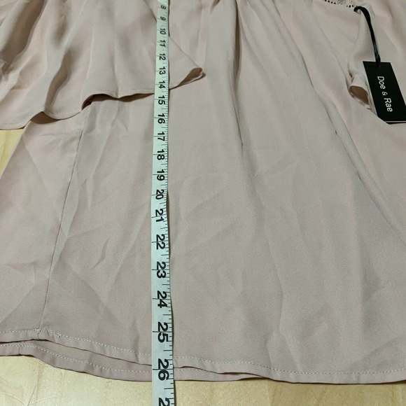 Doe & Rae Bell Sleeve Crochet Lace Blouse Lattice - Picture 4 of 7